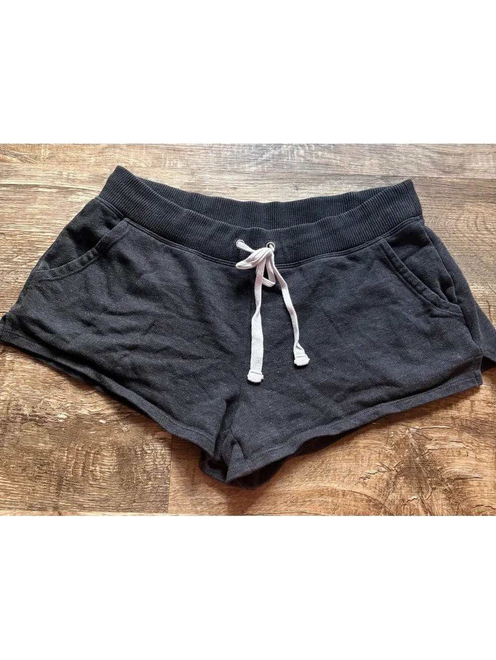 Aerie Women's Heathered Gray Fleece Shorts Medium Casual Lounge Wear